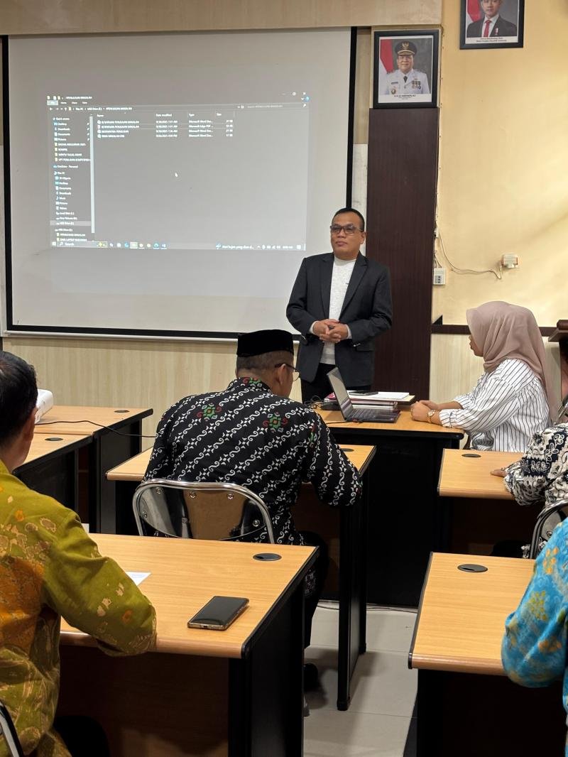 15 Calon Pejabat Adu Gagasan dalam Makalah untuk Mewujudkan Kepulauan Meranti Unggul, Agamis, dan Sejahtera Sesuai RPJMD