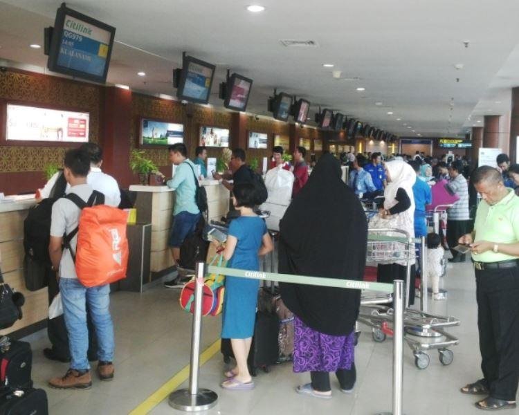 Jelang Idul Fitri, Pemudik di Bandara SSK II Pekanbaru Terdata 12.766 Kedatangan