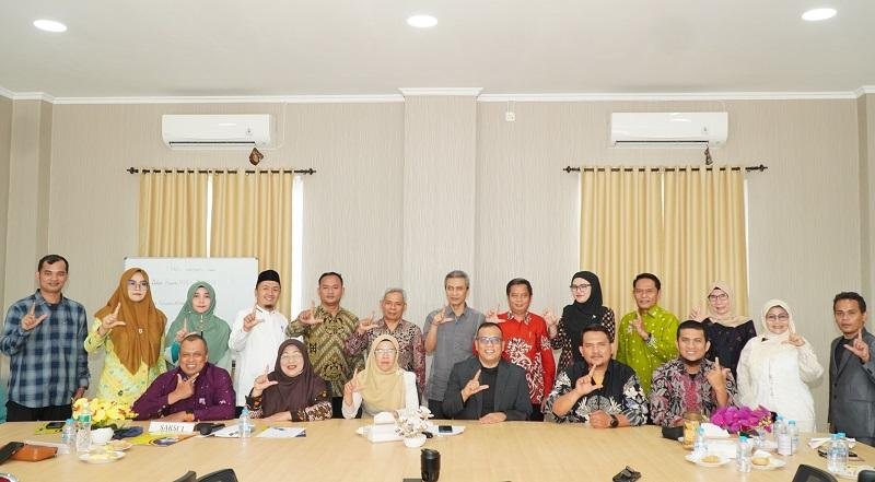 Hasil Rapat Senat, Prof Adolf Bastian Kembali Nahkodai Pascasarjana Unilak